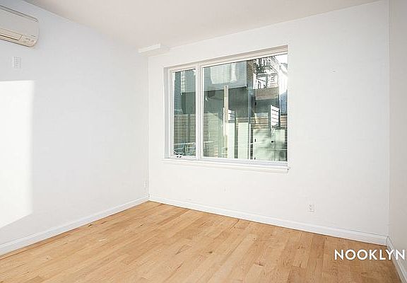 3rd image of 316 Evergreen Ave #1C