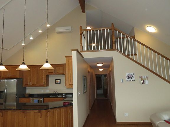 2nd image of 2606 Union Ave