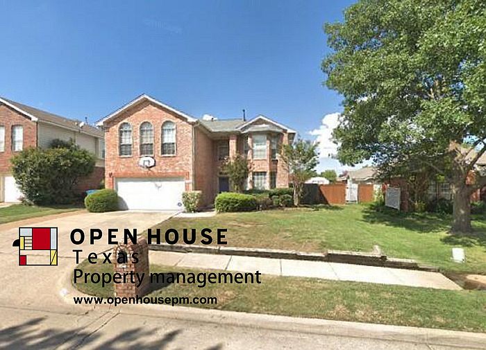 1st image of 528 Newport Dr