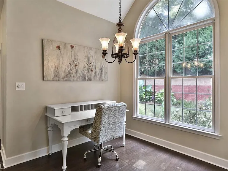 151 Terrane Rdg — Photo 13