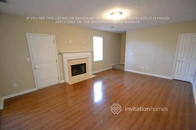 103 Silvergrass Dr — Photo 2