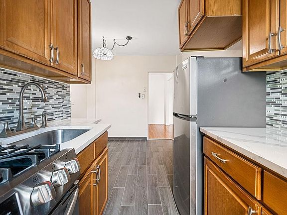 4th image of 9265 Shore Rd APT 5D