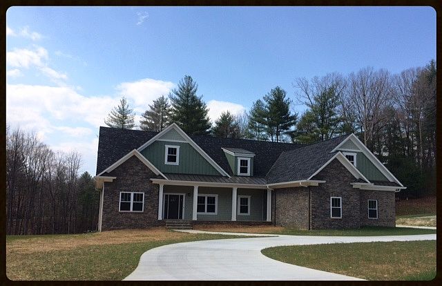 1st image of 1646 Skyland Drive