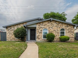 3029 Weather Vane Ln, Dallas, TX 75228
