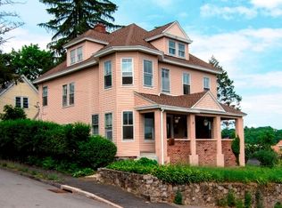 10 Huntington Ave, Worcester, MA 01606