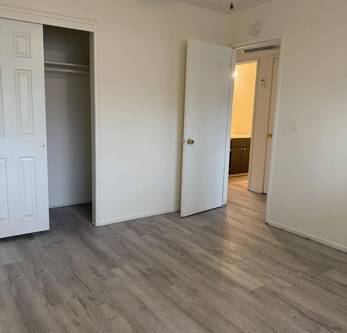 2 bed, 1.0 bath, 745 sqft, $1,200 — Photo 1