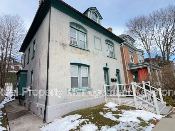 923 Chislett St Floor 3, Pittsburgh, PA 15206