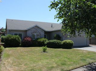 3129 Arrowhead St, Eugene, OR 97404