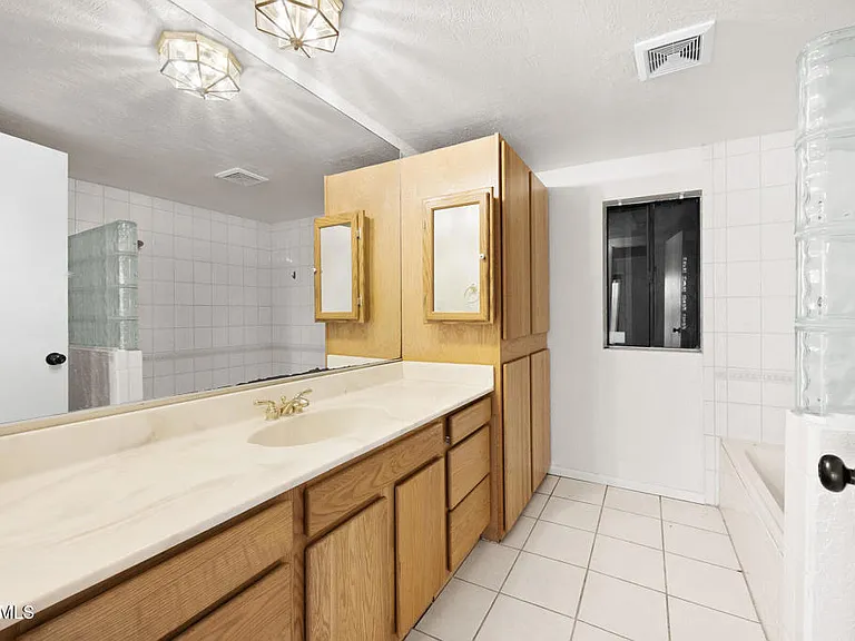 534 Alta Vista Ave — Photo 25