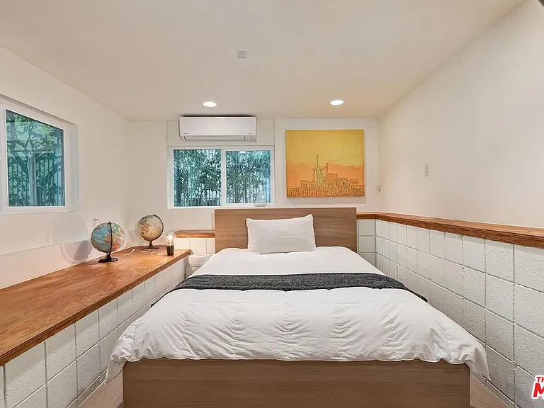 7586 Woodrow Wilson Dr — Photo 20