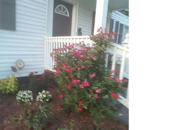 4th image of 19 Fiske St