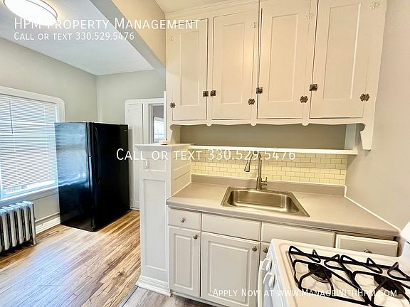 5th image of 1419 Roycroft Ave APT 11