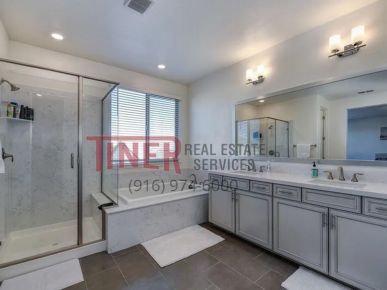 4016 Setucket St — Photo 28