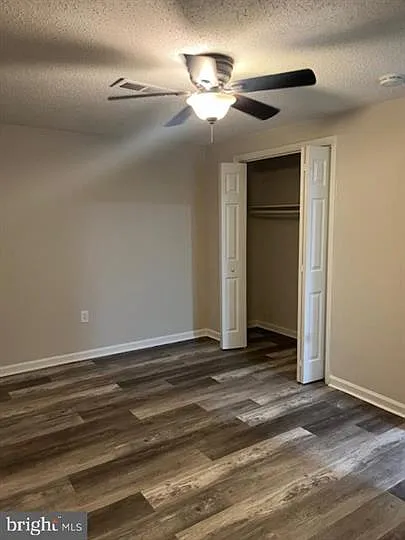 9207 Douglas St #215 — Photo 11