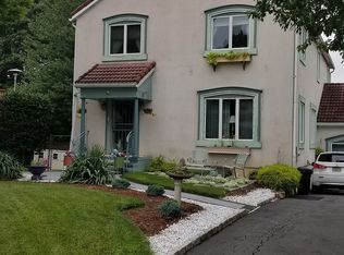 82 Elmwood Rd, Cedar Grove, NJ 07009