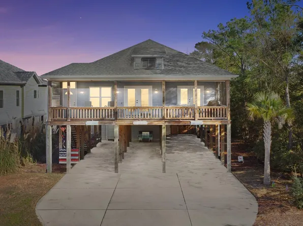 150 NW 1st Street, Oak Island, NC 28465