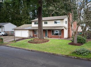2810 SE Camwal Dr, Hillsboro, OR 97123