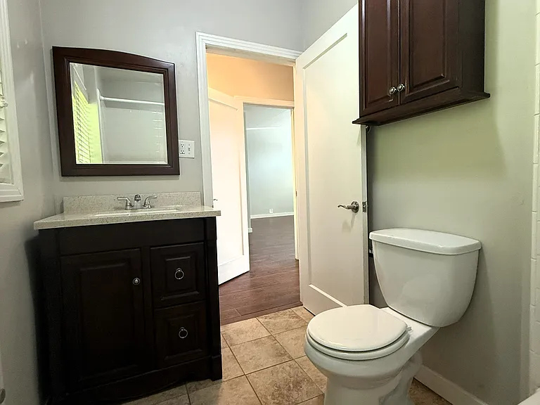165 California St #4 — Photo 9