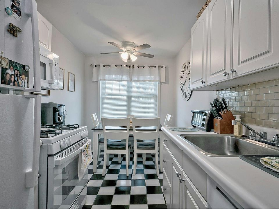 1st image of 43 N Forest Avenue #C3