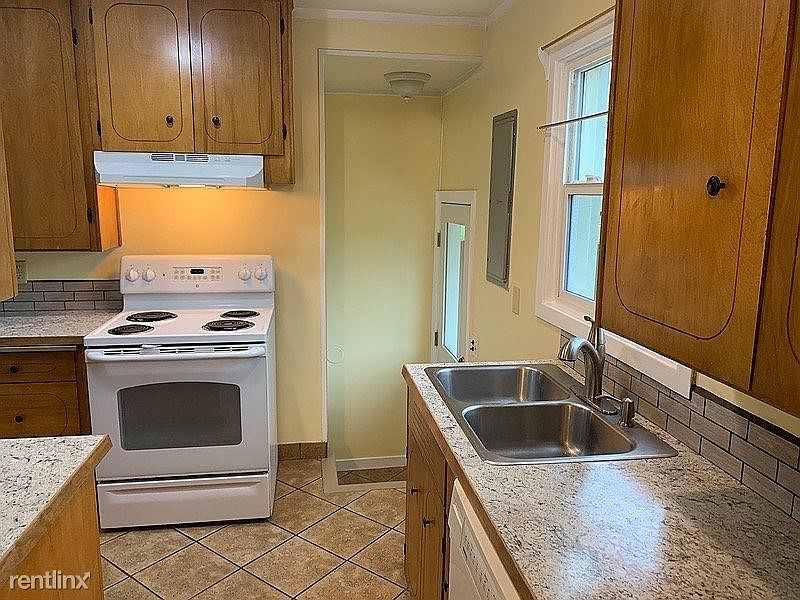 1st image of 1328 Perkins Ave