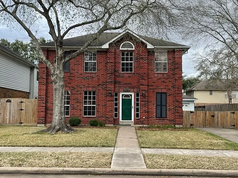 3419 Sheldon Dr — Photo 1