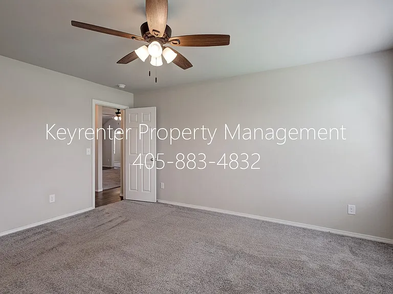 440 Fox Den Dr — Photo 26