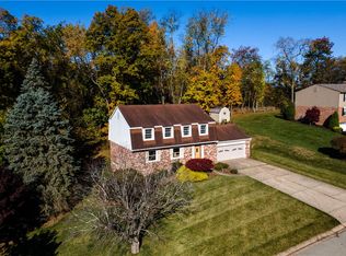 6334 Mitch Haven Dr, Bethel Park, PA