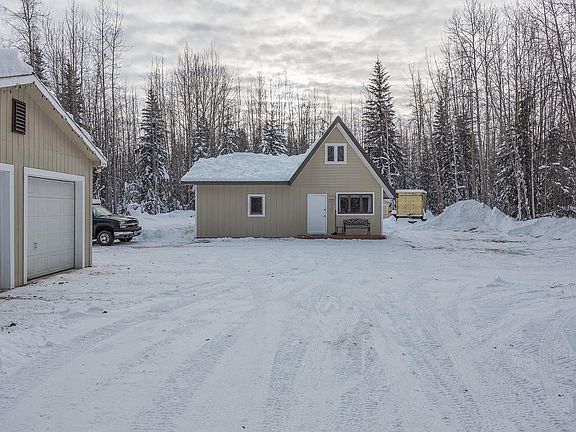 4th image of 3335 Sharon Rd