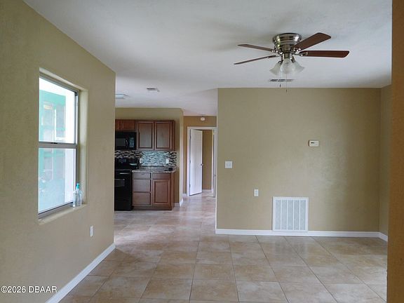 5th image of 463 Corbin Park Rd
