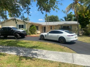 2701 SW 118th Ct, Miami, FL 33175