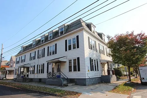 33-37 Grant St / 60 Clarke St Photo 1