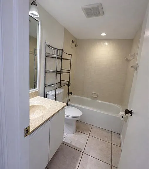 1228 Commonwealth Cir #O-203 — Photo 8