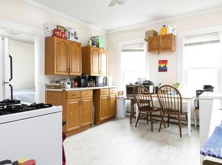 212 Somerville Ave #2ND, Somerville, MA 02143