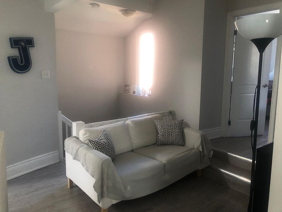 1st image of 125 E Maitland St #3