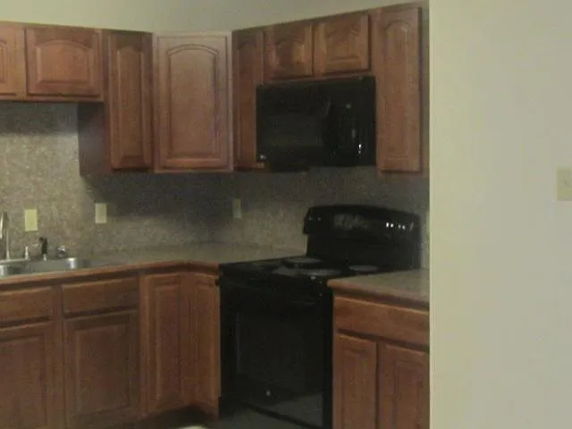 8285 Willow Bend Dr #A — Photo 3