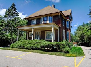 9414 W Bluemound Rd, Milwaukee, WI 53226