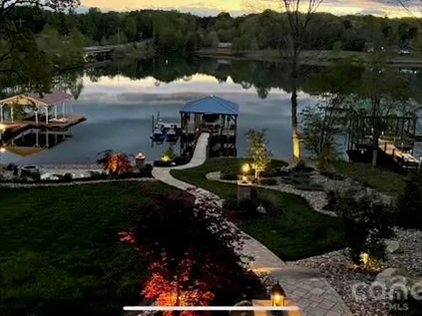 4197 Todd St, Sherrills Ford, NC 28673