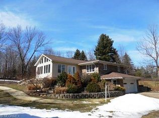 13460 Sperry Rd, Chesterland, OH 44026