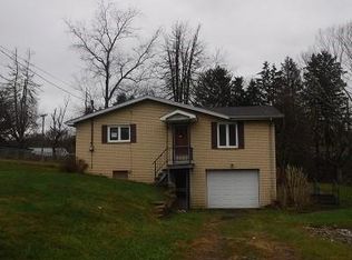 751 Lippencott Rd, Waynesburg, PA 15370