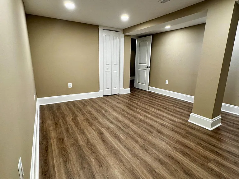 2613 Chesterfield Ave — Photo 22