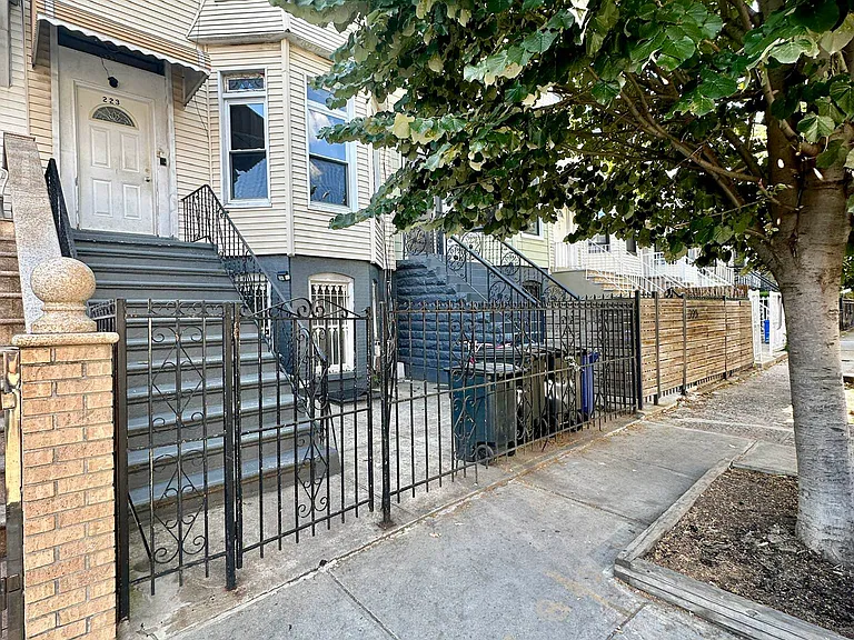223 Covert St #3 — Photo 11