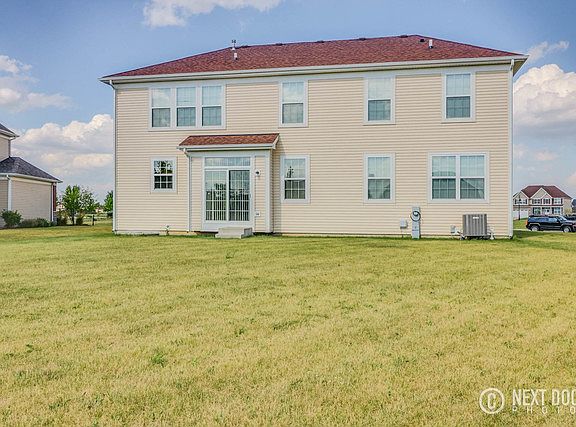 3rd image of 25325 W Baytree Cir