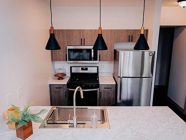 The Laurel Flats Apartments — Photo 6
