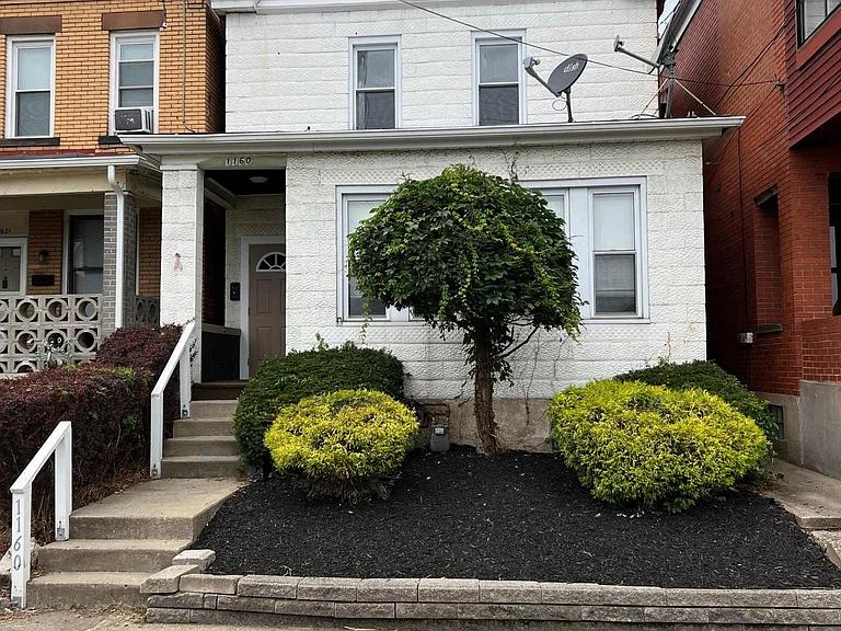 1160 Dohrman St #1 — Photo 11