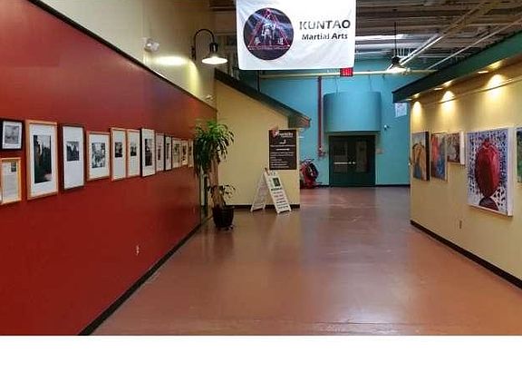 3rd image of 400 Franklin Ave Ste 112