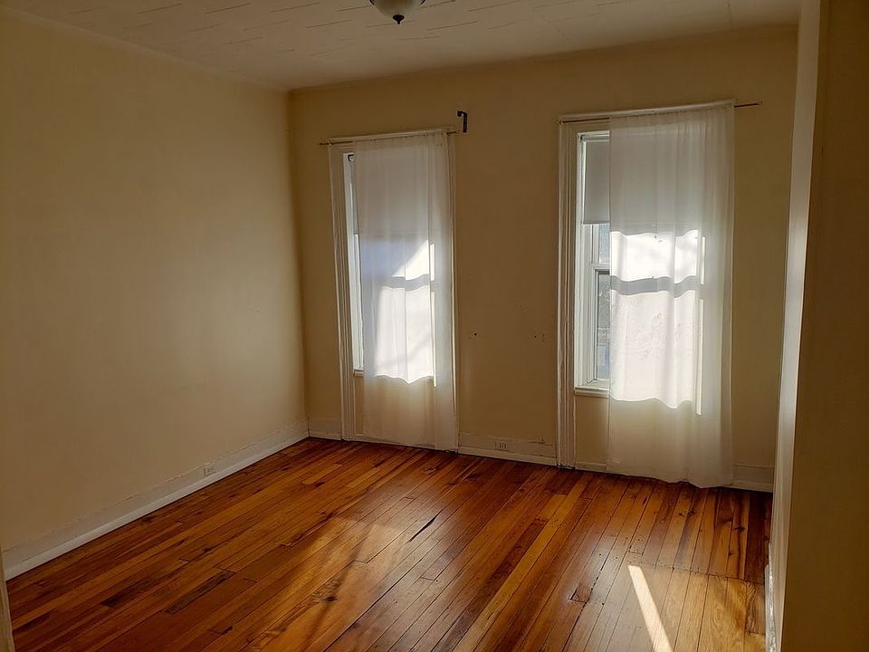 1st image of 513 17th St #2L