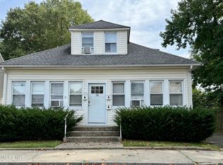 30 Pacific Ave, Middletown, NJ 07748