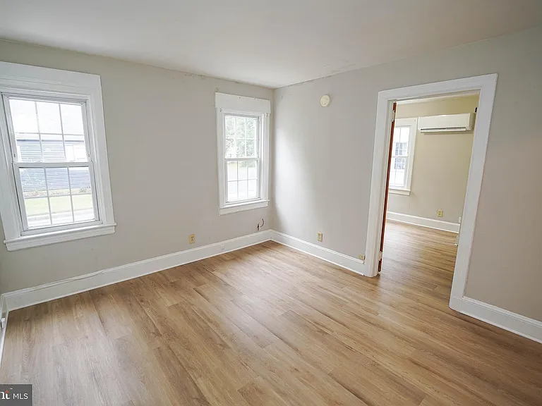 308 N Division St #2 — Photo 8