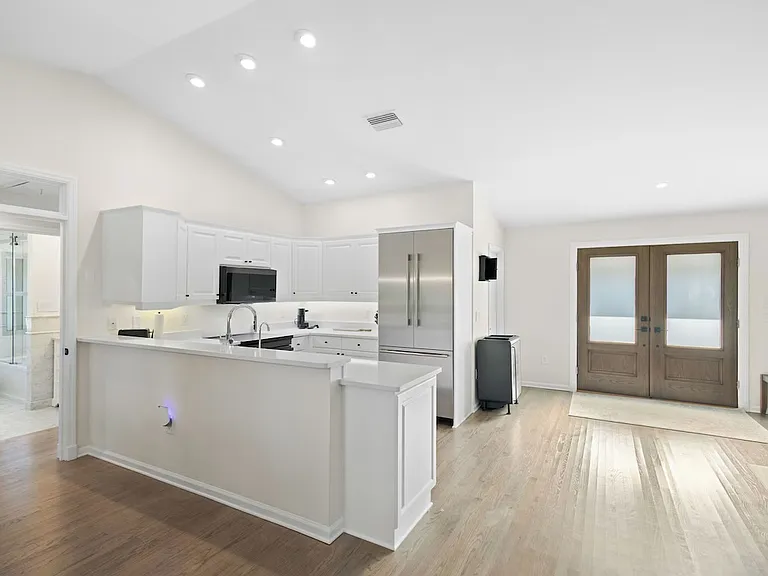 350 Firehouse Ct — Photo 13