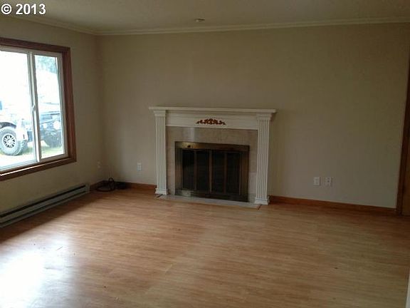 2nd image of 15088 SE Rupert Dr
